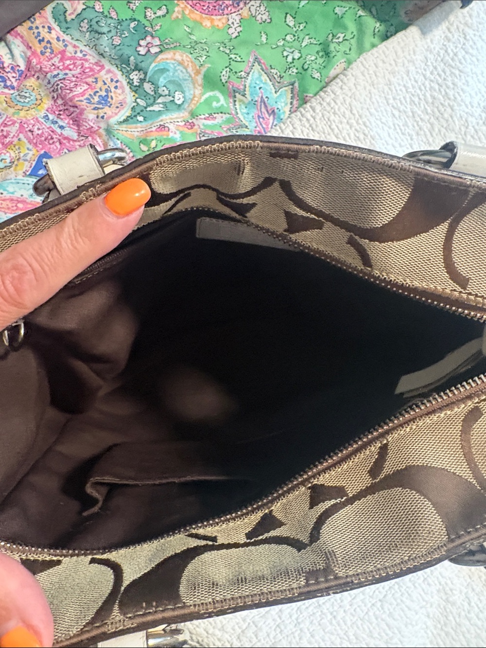 Low start Coach Vintage Gallery Signature Jacquard Canvas Leather Satchel in GUC - Picture 11 of 12